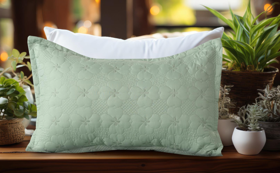 Somerhil Bedcovers Set- 1 Bedcover (90 x 100 inches) 2 Coordinated Pillow Covers (17 x 27 inches)