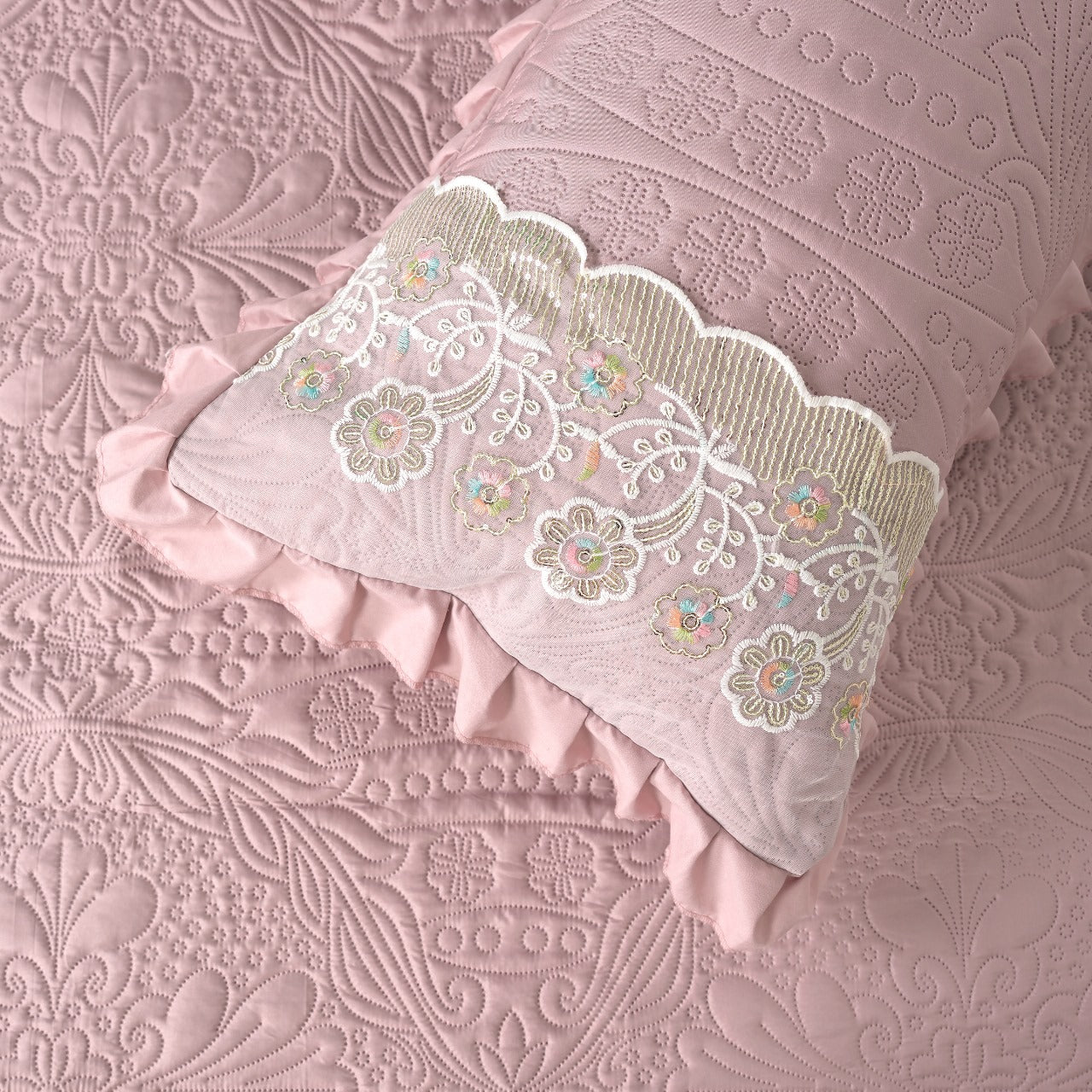 Macalan Elegance Bedcover Set – Luxurious Comfort in Every Thread - 1 Bedcover (90 x 100 inches), 2 Matching Pillow Covers (17 x 27 inches)