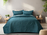 Velvet Bedcovers Set – 90x100 inches with 2 Pillow Covers